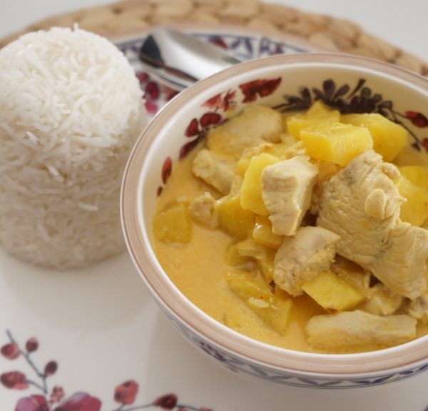 Chicken Curry mit Ananas